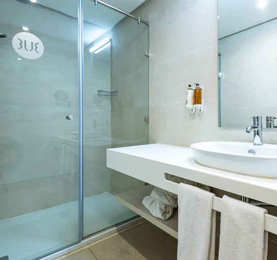 Double Room Jacuzzi without Balcony