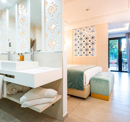 Junior Suite Swim-up